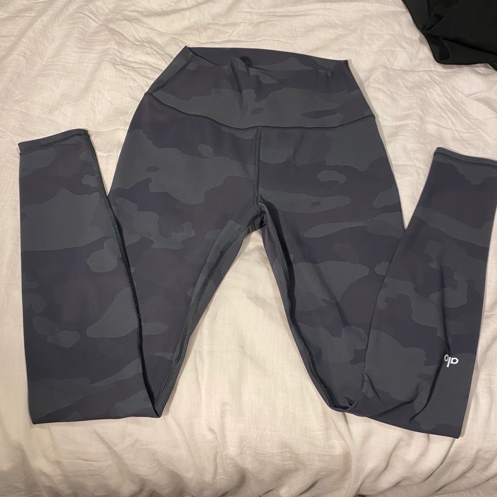 Alo camo leggings